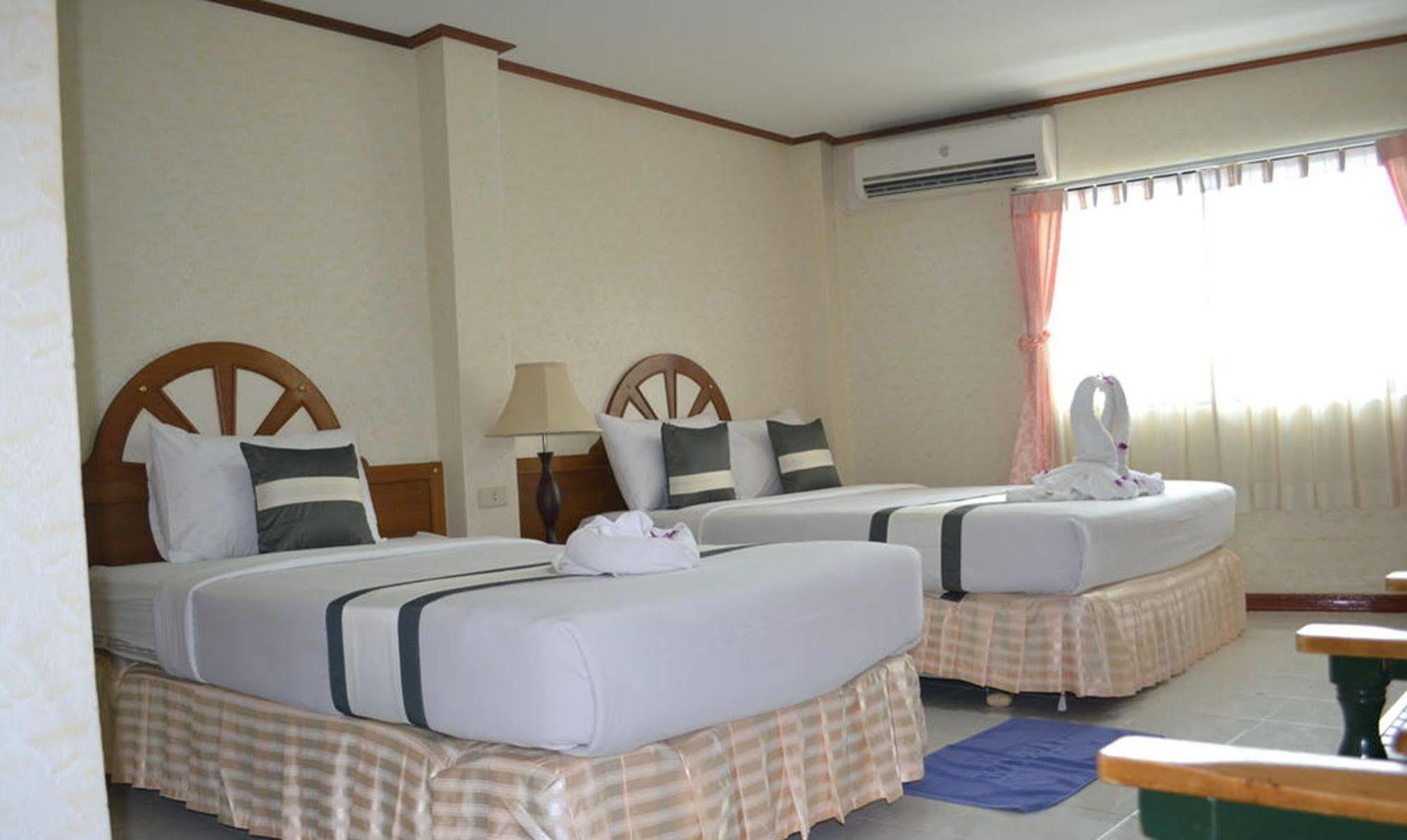 Natacha Hotel Ko Phi Phi Zewnętrze zdjęcie